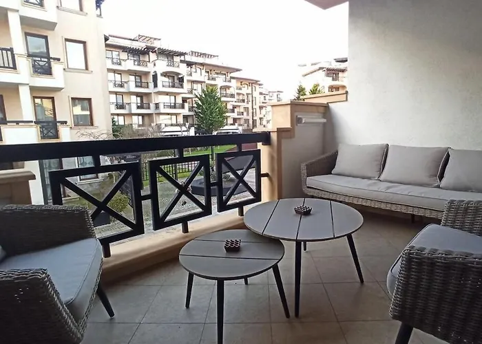 Premium Oasis Club Apartman Lozenec