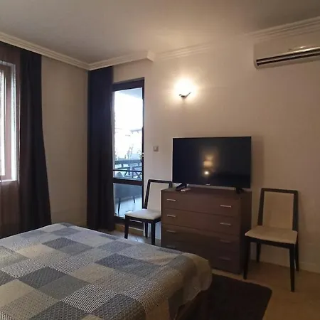 公寓 Premium Oasis Club 洛泽内茨